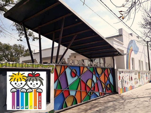 JARDIN ARCO IRIS FRENTE