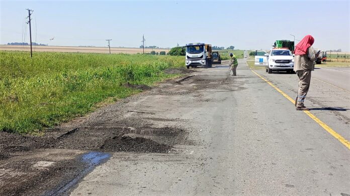 VIALIDAD NACIONAL TRABAJÓ SOBRE RN 178 ENTRE LAS ROSAS Y MONTES DE OCA ...