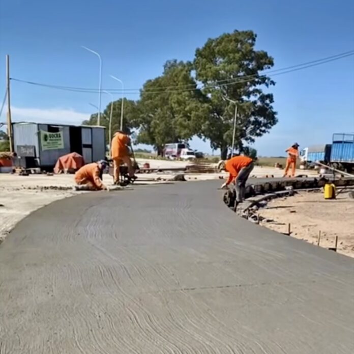 AVANZA LA OBRA DE LA ROTONDA EN EL CRUCE DE LAS RUTAS 13 Y 66 | Portal ...